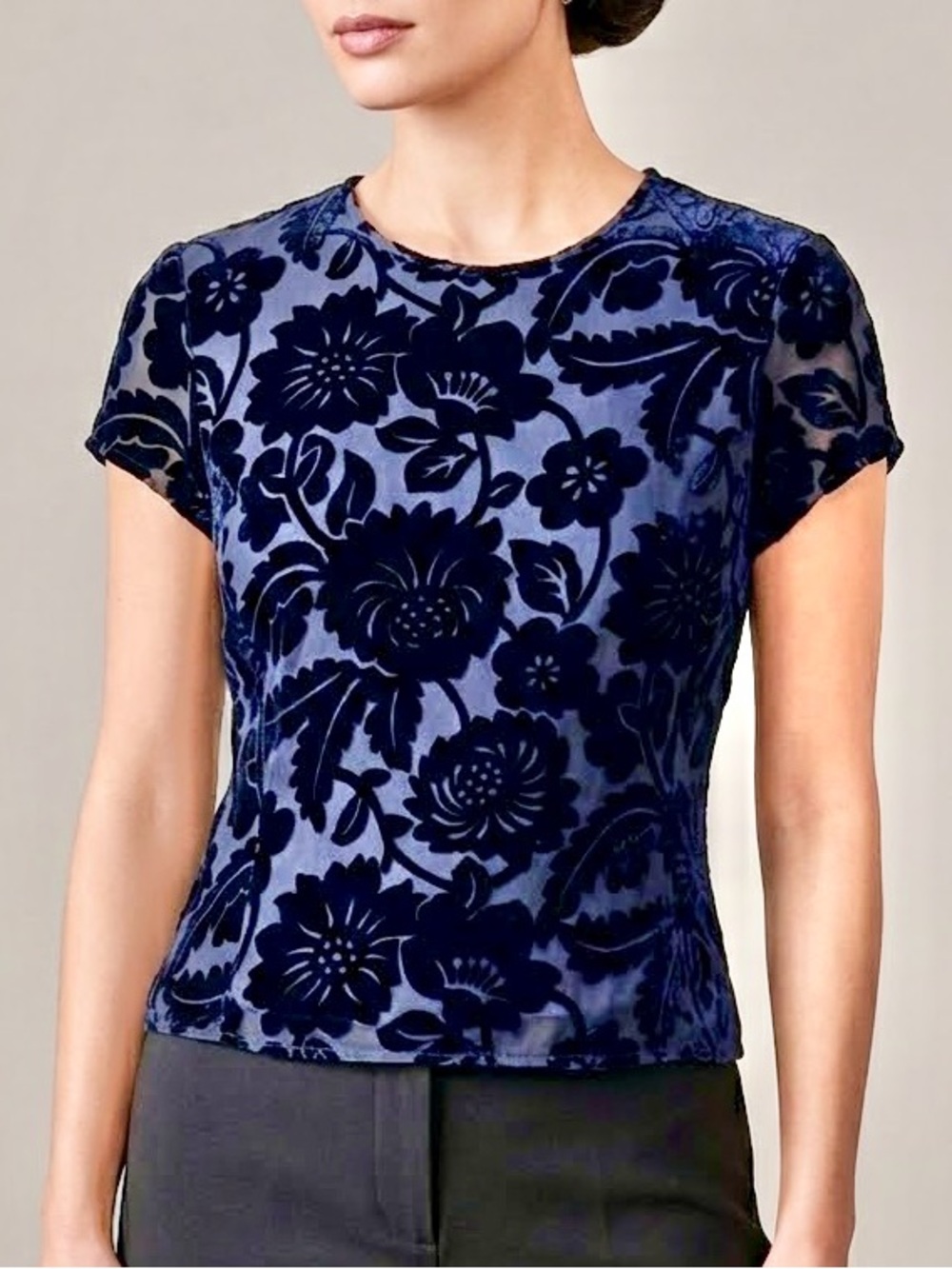 Jones New York Navy Blue Floral Burnout Velvet Short Sleeve Top